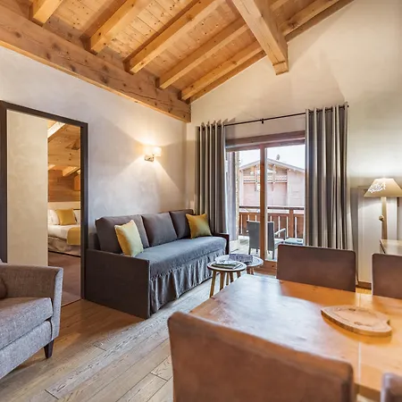 Les Loges Blanches 4*