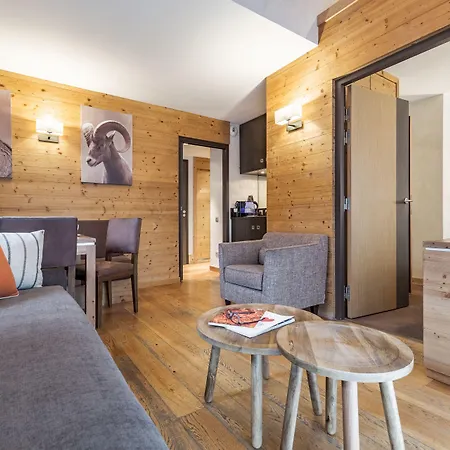 Les Loges Blanches 4*