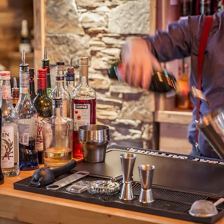 Les Loges Blanches Hotel 4*