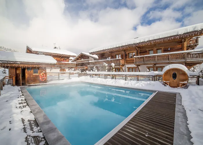 Les Loges Blanches Hotel