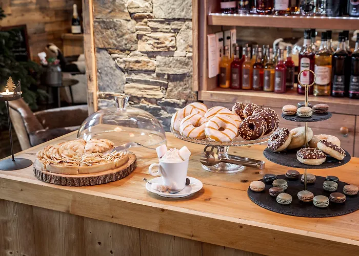 Отель Les Loges Blanches 4*