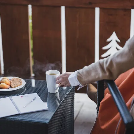 Les Loges Blanches Hotell 4*