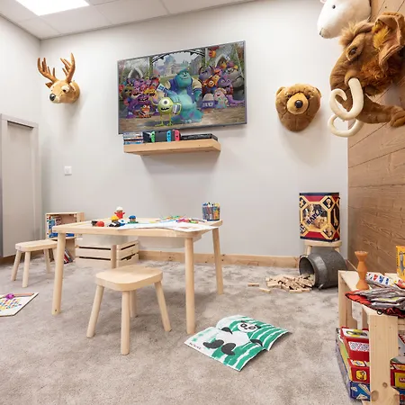 Les Loges Blanches Hotell 4*