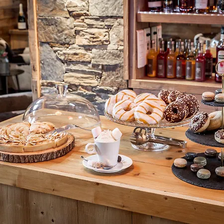 Hotell Les Loges Blanches 4*