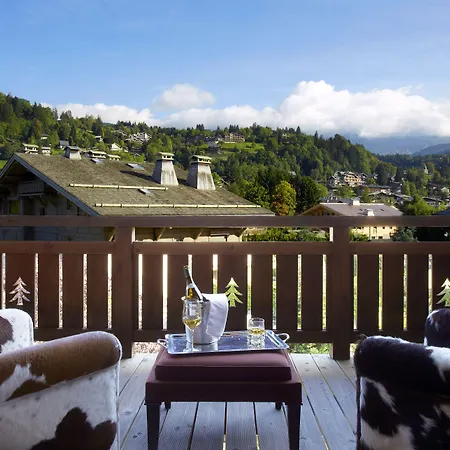 Les Loges Blanches Hotell 4*