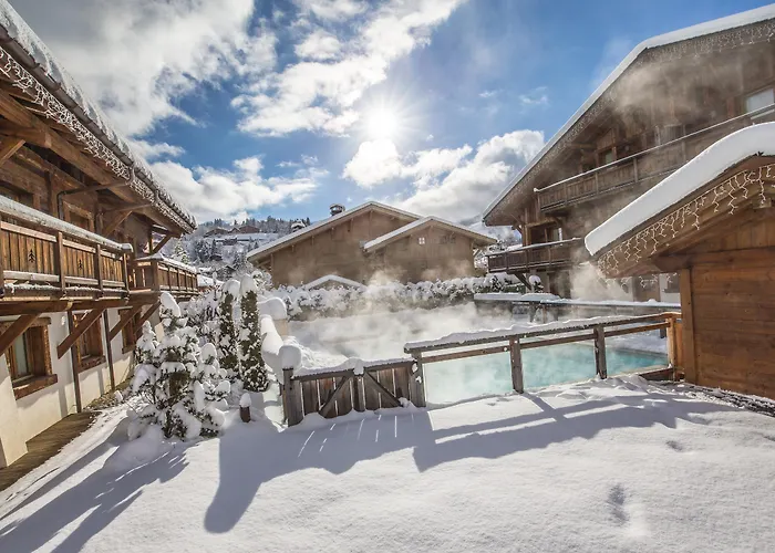 Les Loges Blanches Hotel