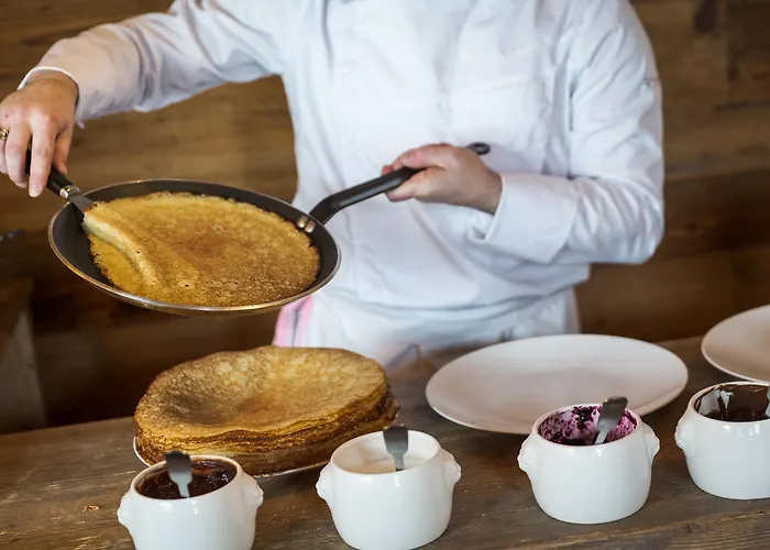 Les Loges Blanches מלון 4*