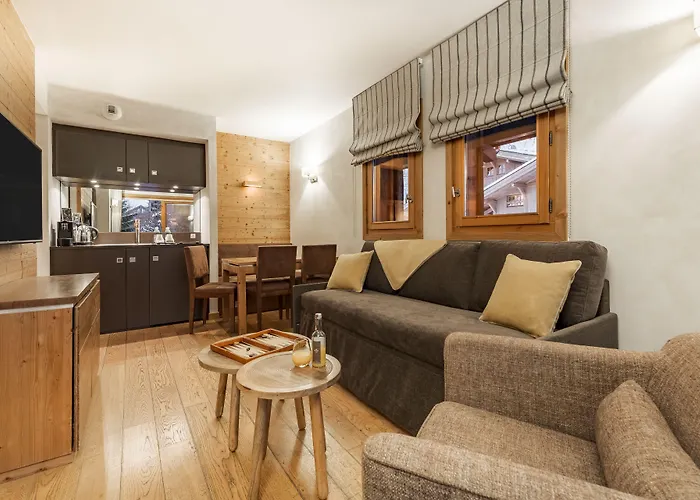 Les Loges Blanches Hotel 4*