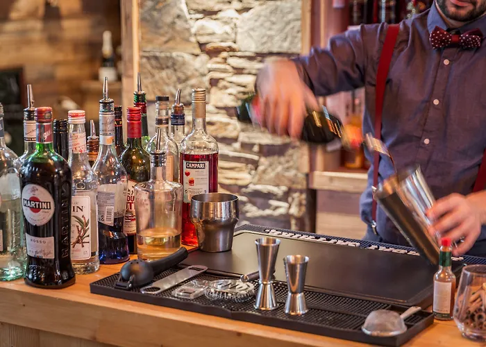 Les Loges Blanches מלון 4*